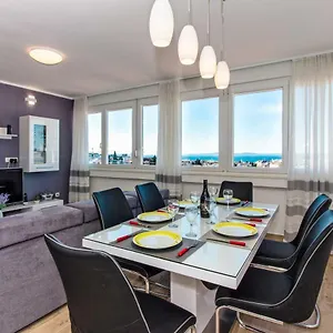  Apartment Deluxe Miro