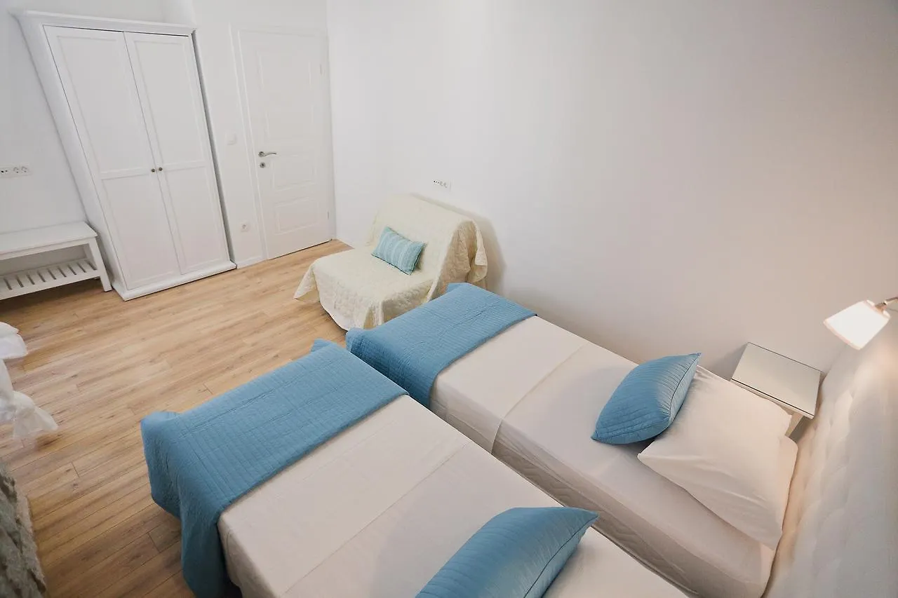 Split Old Town Suites 2
